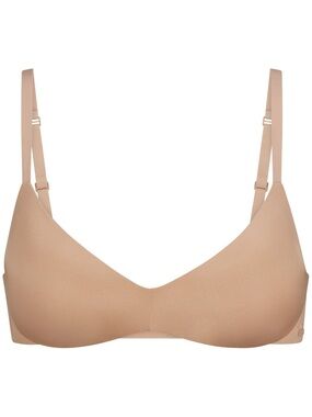 SKIMS Light Beige Seamless Everyday Bra